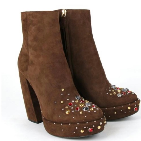 Perfect for Fall - Brown Suede Platforms - Wonderful Condition - Picture 5 of 8